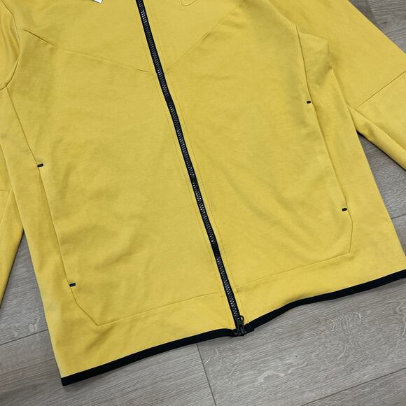 Nike Tech Fleece Lightweight Full-Zip Hooded Jacket size Medium M B5 - Picture 3 of 7